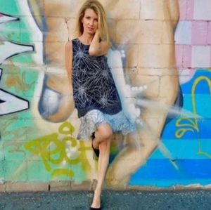 DVF Liza black & white abstract print silk drop waist dress S